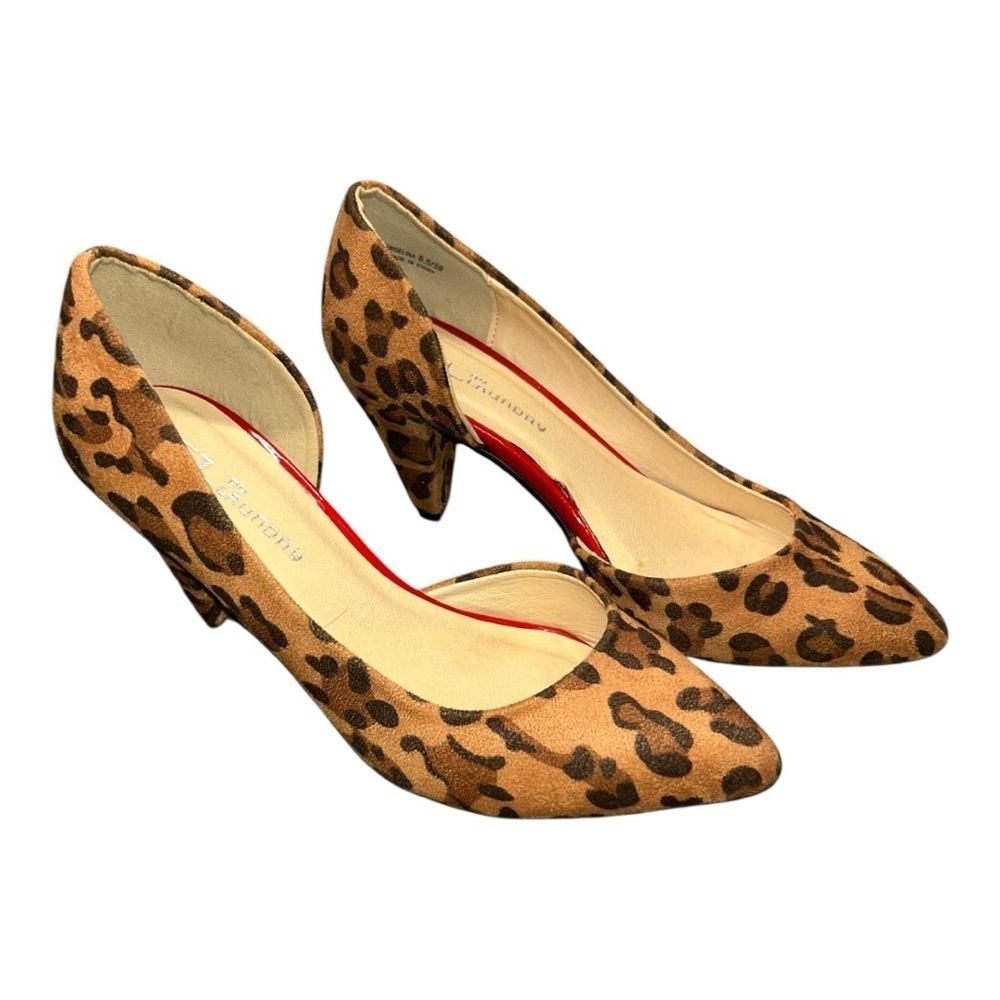 CL by Laundry Vegan Suede Leopard Print Heels
Style Angelina Brown Tan
Size: 8.5